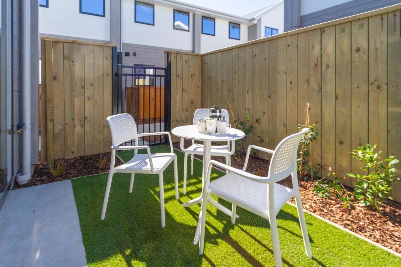 Beachside Bliss: 1 Bed 1 Bath Christchurch Kültér fotó